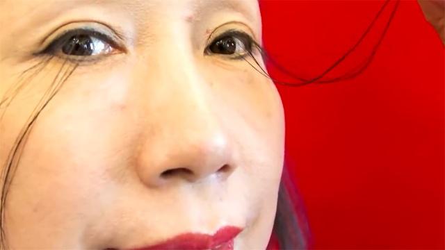 Langeste naturlige vipper i verden (2) Longest natural lashes in the world (2)